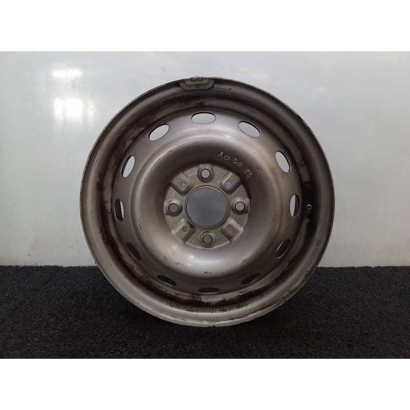 Recambio de llanta para tata indica 1.4 i referencia OEM IAM A93698 - Blanco