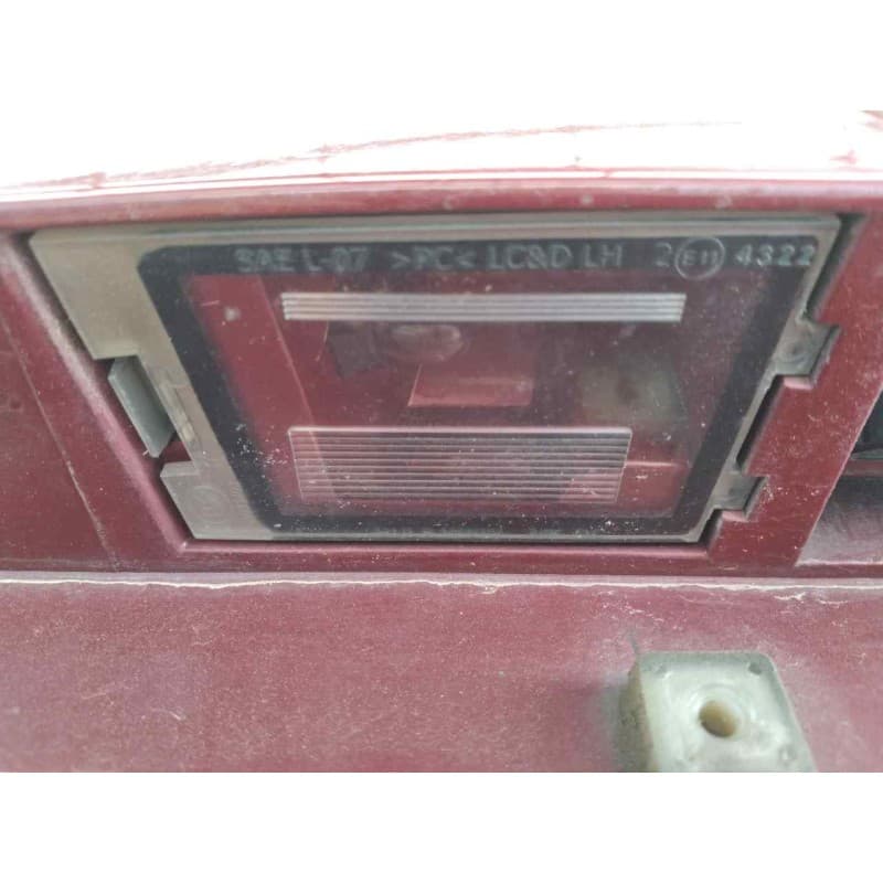 Recambio de piloto matricula para chrysler jeep compass limited plus 4x2 referencia OEM IAM - Rojo