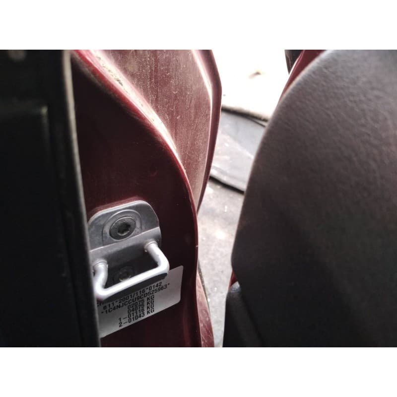 Recambio de resbalon para chrysler jeep compass limited plus 4x2 referencia OEM IAM - Rojo
