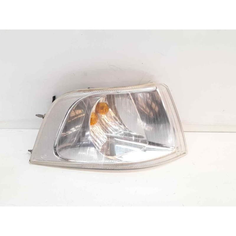 Recambio de piloto delantero derecho para volvo v40 familiar 1.9 d+ evolution referencia OEM IAM 30865563EC - Azul