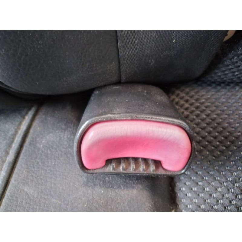 Recambio de enganche cinturon trasero izquierdo para chevrolet epica ltx referencia OEM IAM - Gris