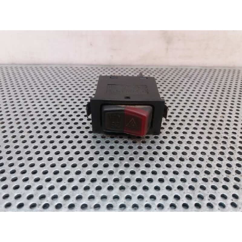 Recambio de warning para volkswagen polo (867/871/873) cl coupe referencia OEM IAM 8139 SAEQC78 - Gris