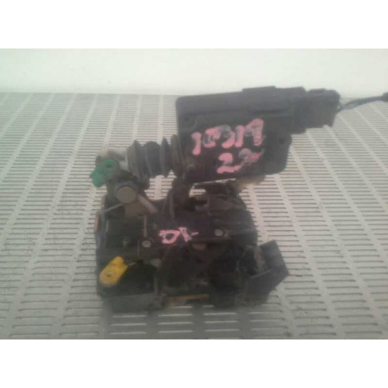 Recambio de cerradura puerta delantera derecha para renault twingo (co6) 1.2 referencia OEM IAM