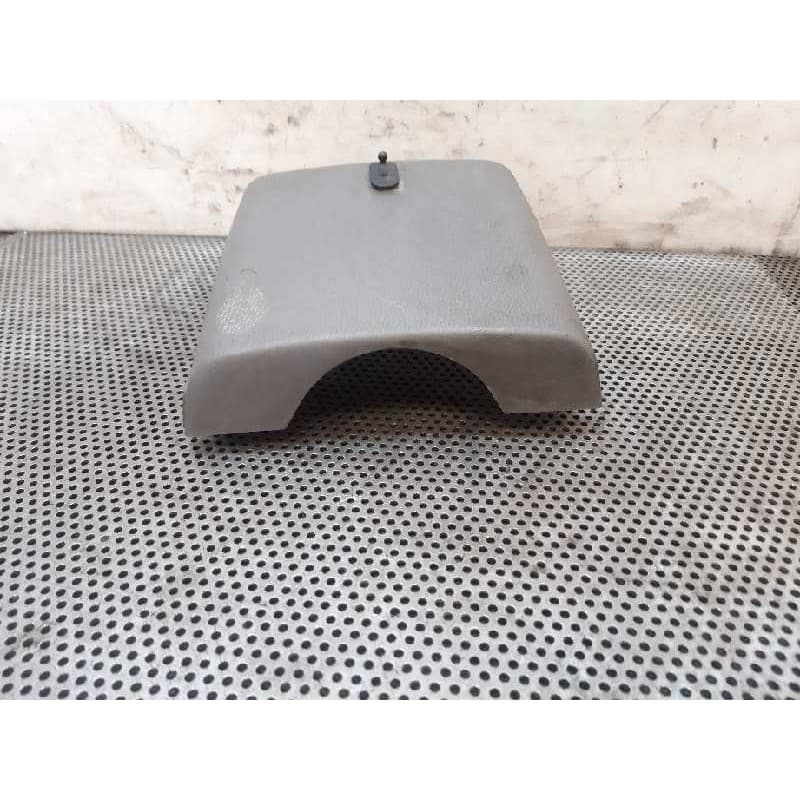 Recambio de tapa volante inferior para nissan cabstar 01.04 cabina doble cabina doble referencia OEM IAM - Blanco