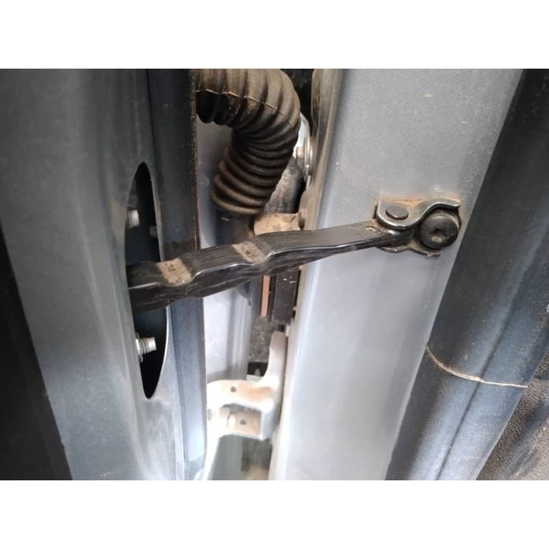 Recambio de retenedor puerta delantera izquierda para renault captur ii e-tech engineered referencia OEM IAM - Gris