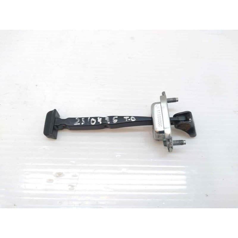 Recambio de retenedor puerta trasera derecha para renault captur ii e-tech engineered referencia OEM IAM 20210111 - Gris