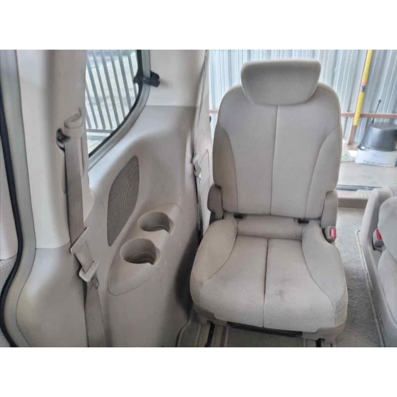 Recambio de asientos trasero derecho para kia carnival 2.9 crdi vgt active referencia OEM IAM - Negro