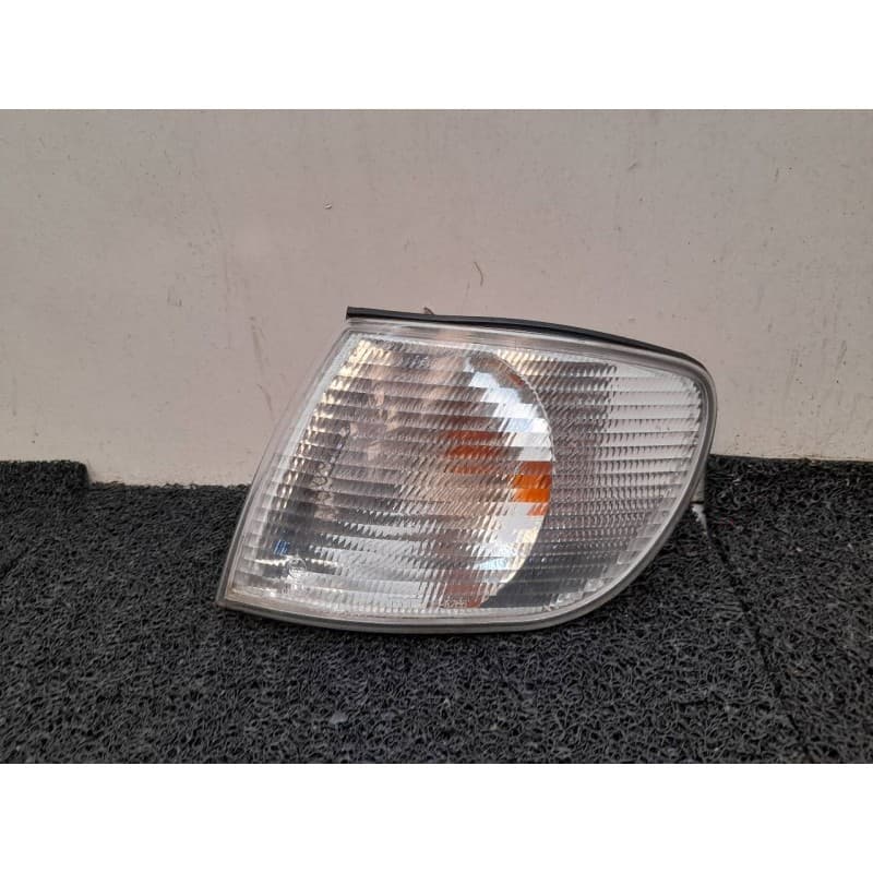 Recambio de piloto delantero izquierdo para audi a6 berlina (c4) 2.5 tdi referencia OEM IAM - Blanco