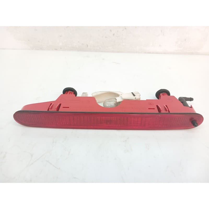 Recambio de luz central de freno para opel combo life expression referencia OEM IAM 9682830180 - Marrón