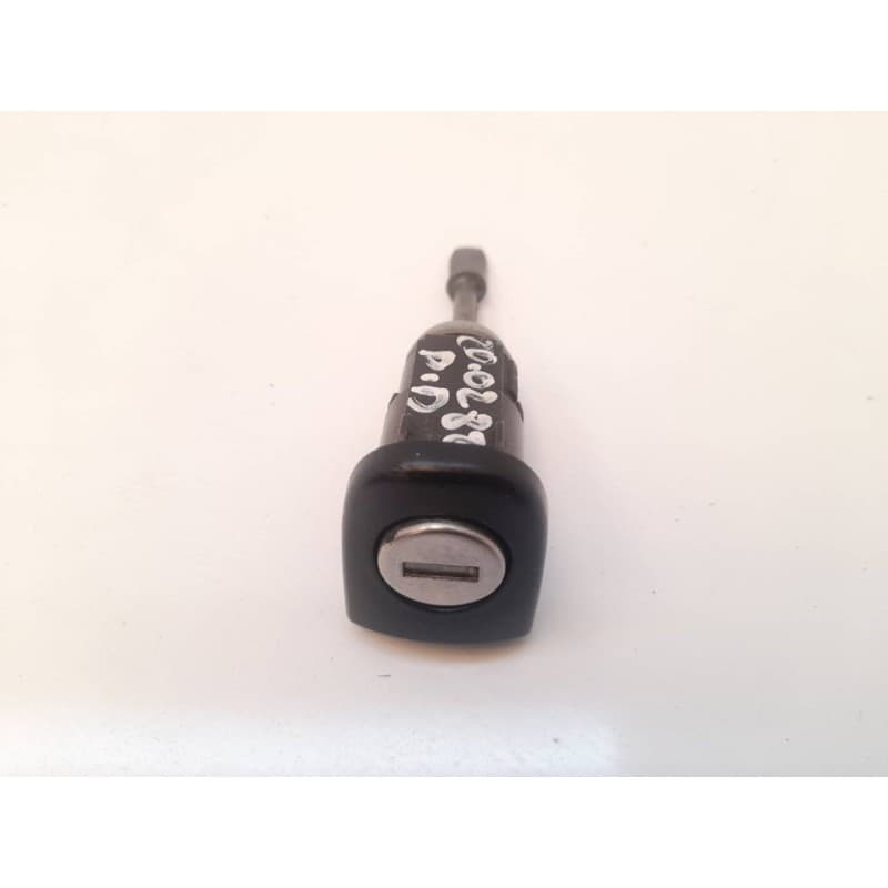 Recambio de bombin puerta delantera derecha para seat arosa (6h1) street referencia OEM IAM - Verde