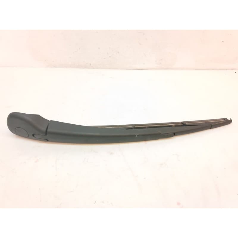 Recambio de brazo limpia trasero para opel combo life expression referencia OEM IAM 9682979680 - Marrón