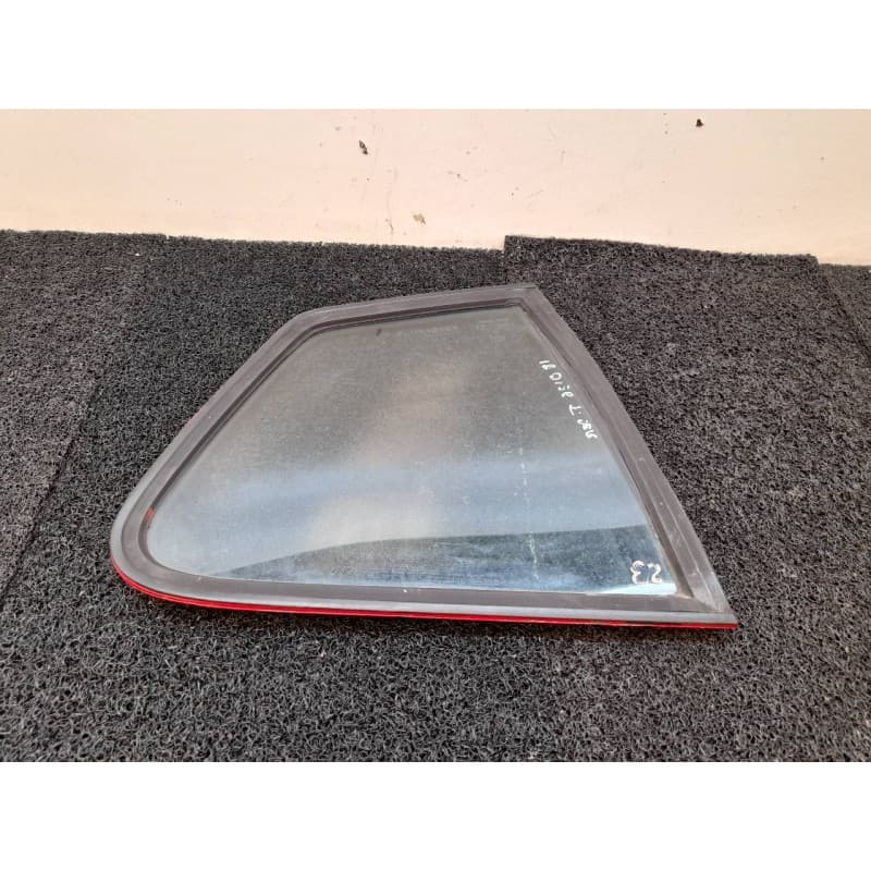 Recambio de luna custodia trasera derecha para porsche 944 básico coupe referencia OEM IAM - Rojo