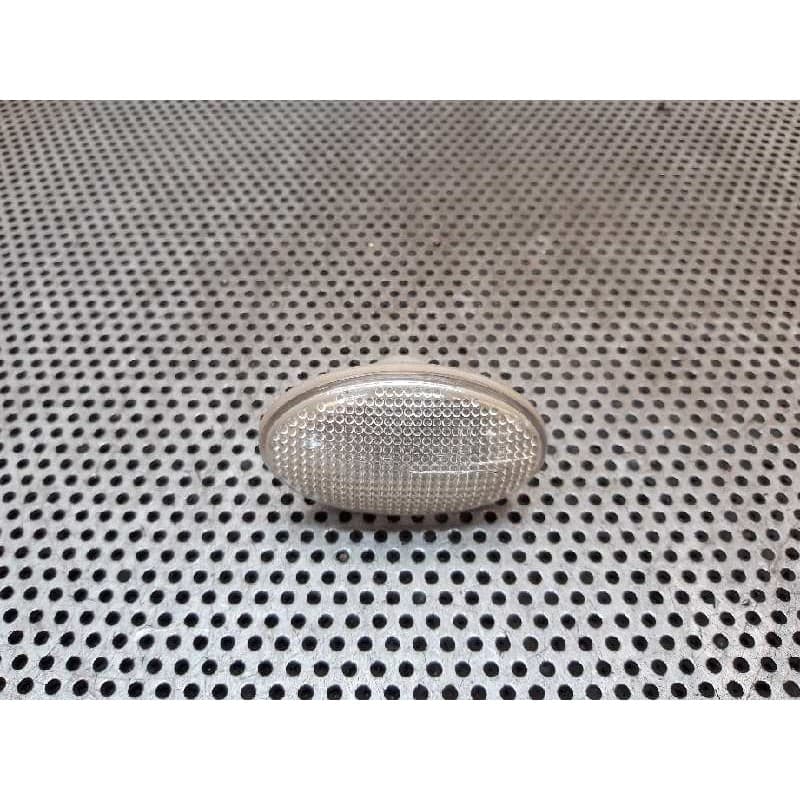 Recambio de piloto lateral derecho para smart coupe básico (37kw) referencia OEM IAM - Negro