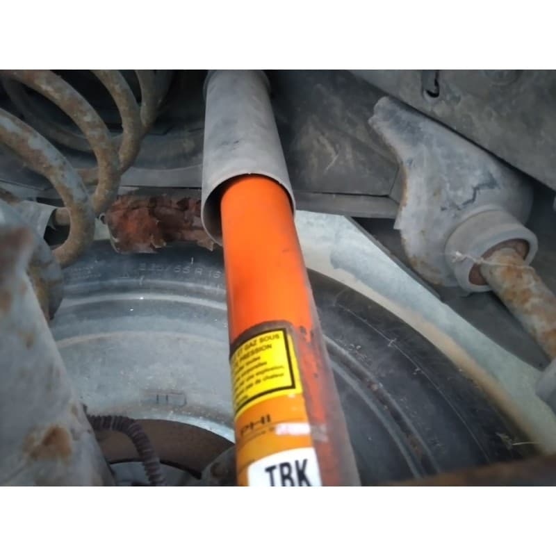Recambio de amortiguador trasero izquierdo para chevrolet camaro cabrio piel referencia OEM IAM - Marrón