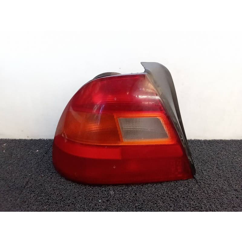 Recambio de piloto trasero izquierdo para honda civic berlina .5 (ma/mb) 1.5 vtec-e (ma9) referencia OEM IAM - Negro