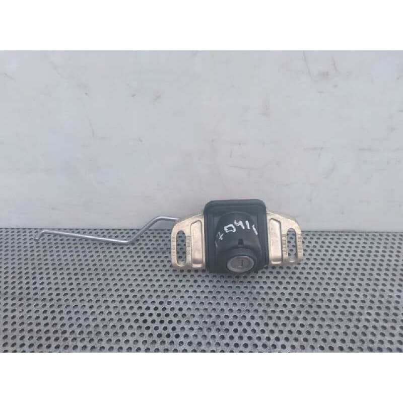 Recambio de bombin porton trasero para mercedes-benz vaneo (w414) furgoneta compacta 1.6 (414.700) referencia OEM IAM - Negro