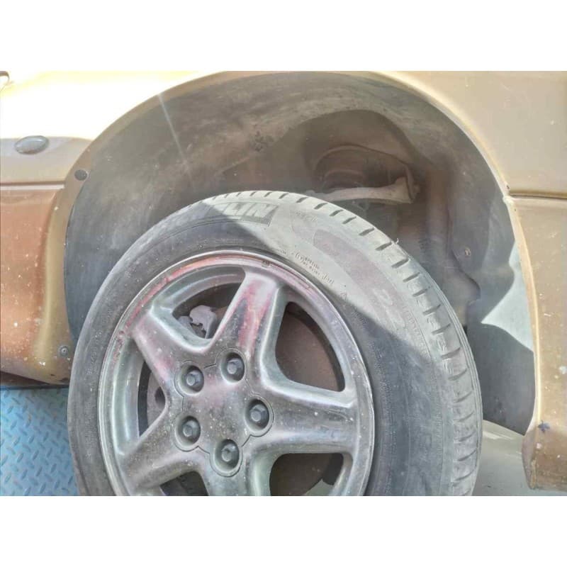 Recambio de paso rueda para chevrolet camaro cabrio piel referencia OEM IAM - Marrón