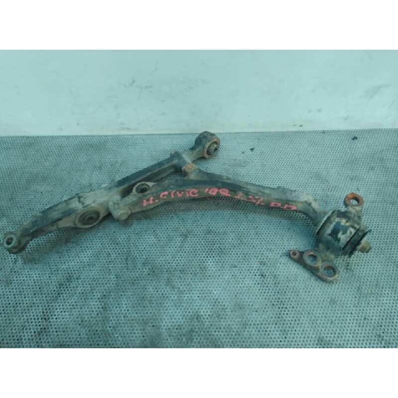 Recambio de brazo suspension inferior delantero derecho para honda civic berlina 3/4 (ej/ek) 1.5 referencia OEM IAM 132595