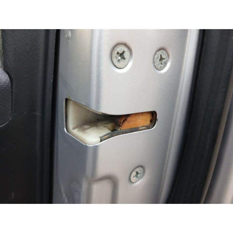 Recambio de cerradura puerta delantera derecha para honda civic vii coupé (em2) 1.7 i vtec (em2) referencia OEM IAM 72135SR3003 - Gris