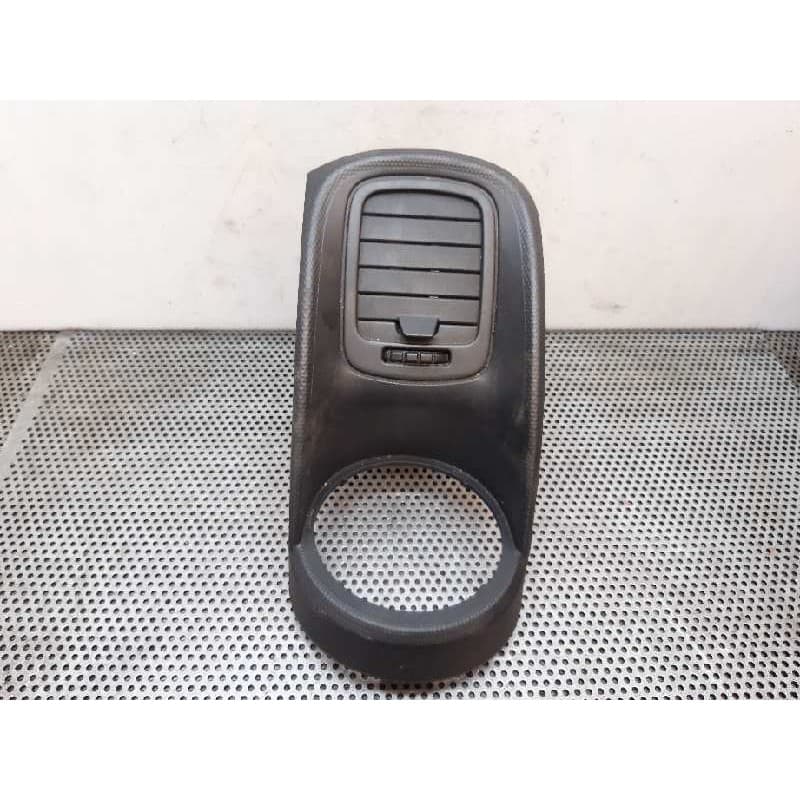 Recambio de rejilla aireadora para nissan nt400 cabstar (01/20214) cabstar 35.xx cabina simple cabina individual referencia OEM - Blanco