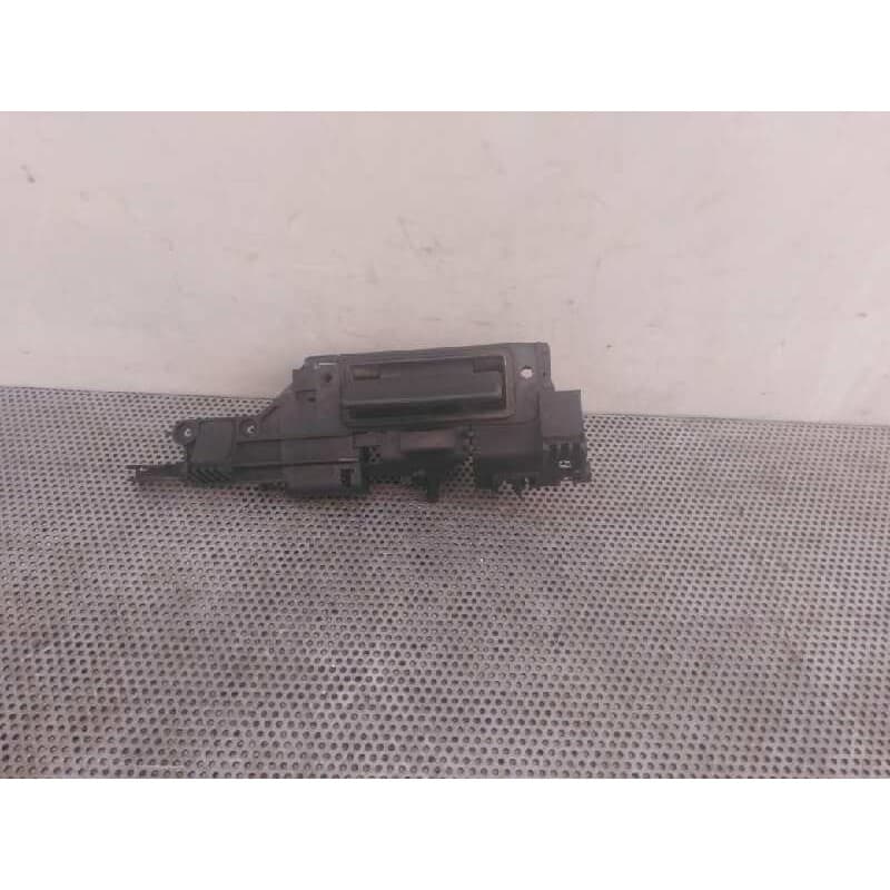 Recambio de maneta exterior porton para mercedes-benz vaneo (w414) furgoneta compacta 1.6 (414.700) referencia OEM IAM - Negro