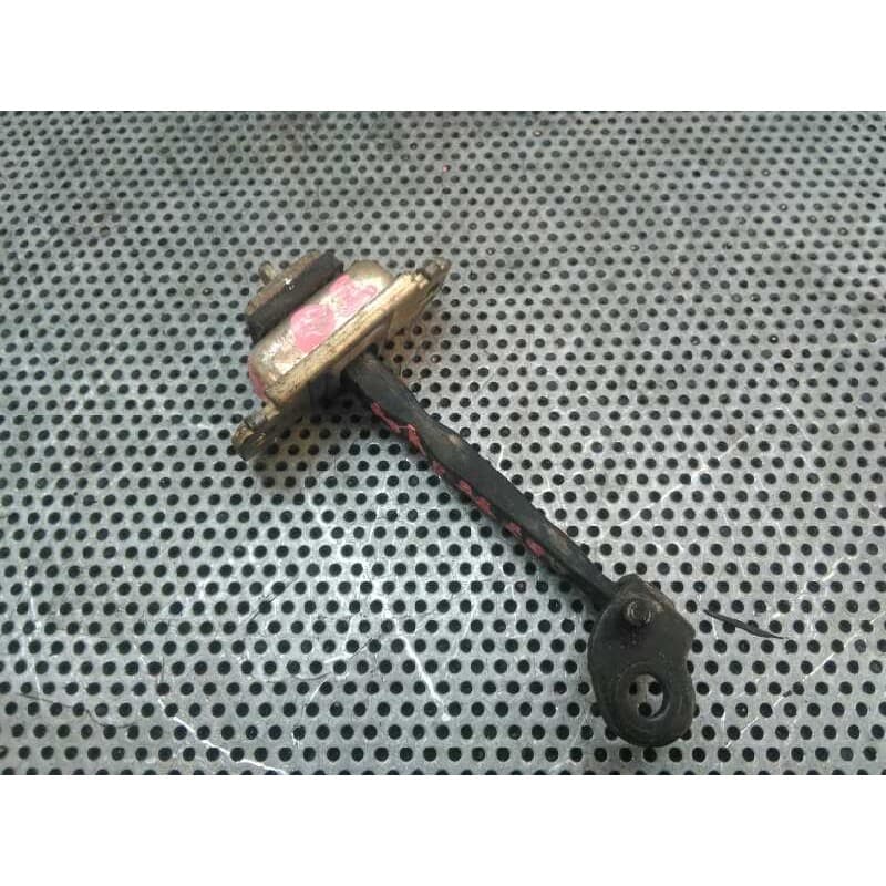 Recambio de retenedor puerta trasera derecha para hyundai accent (lc) 1.5 crdi cat referencia OEM IAM