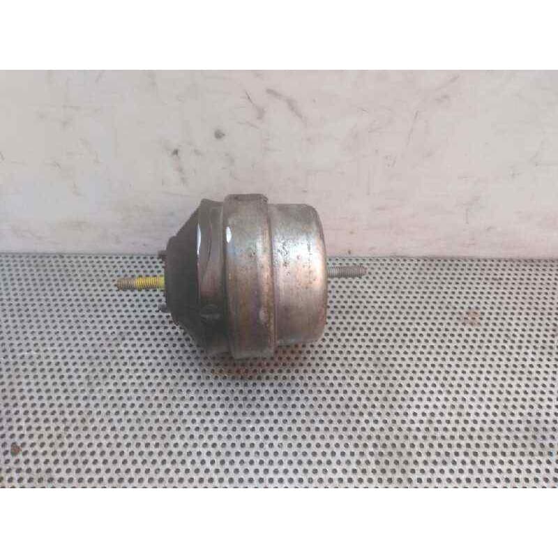 Recambio de soporte motor derecho para skoda superb (3u4) comfort referencia OEM IAM 8D0199379AG - Gris