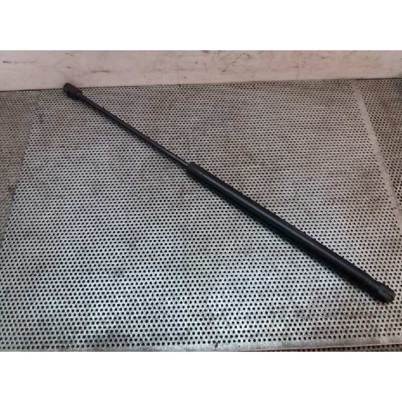 Recambio de amortiguadores capo para volvo v70 familiar 2.4 diesel cat referencia OEM IAM