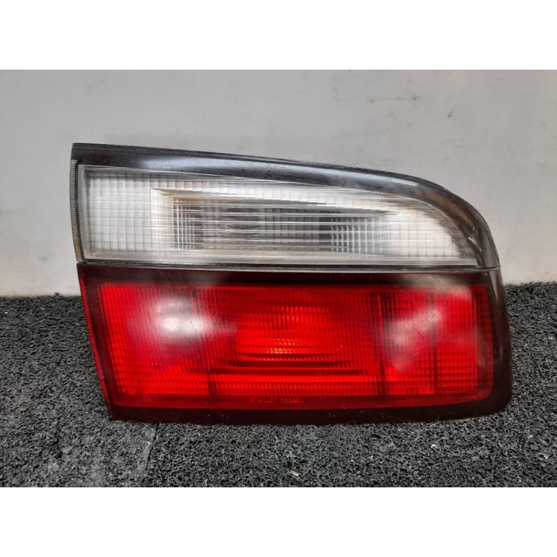 Recambio de piloto trasero izquierdo interior para mazda 626 monovolumen (gw) 2.0 touring referencia OEM IAM - Gris