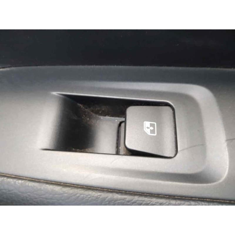 Recambio de mando elevalunas trasero derecho para hyundai i30 (pd) n line 30 aniversario referencia OEM IAM