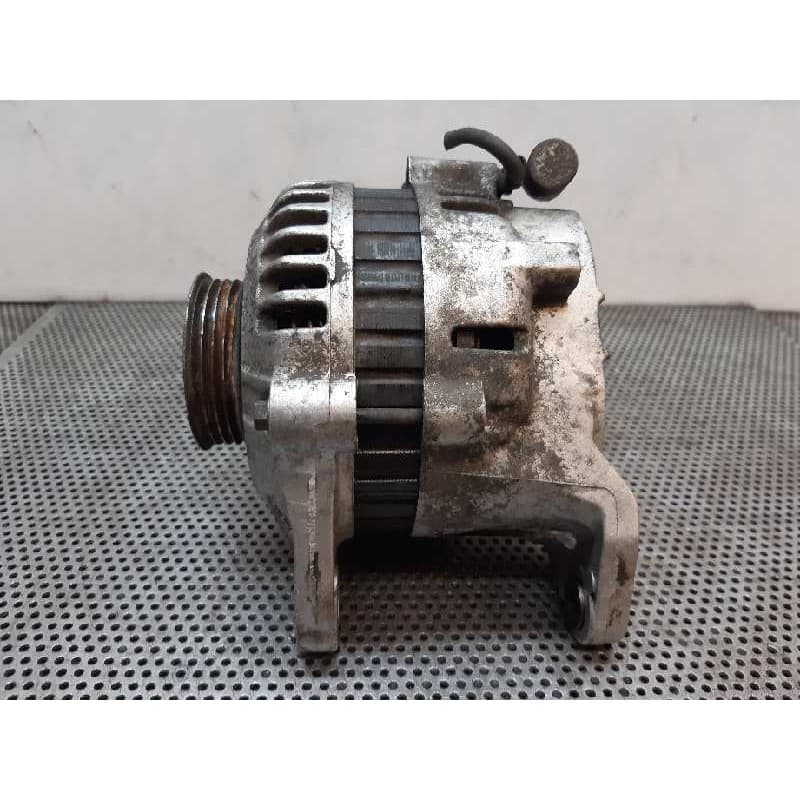 Recambio de alternador para nissan bluebird berlina (t12/72) 2.0 referencia OEM IAM VALEO2541226 37629 MITSUBISHI