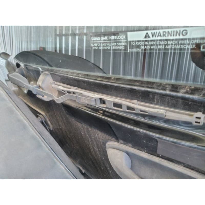 Recambio de brazo limpia trasero para chrysler jeep cherokee (kj) 2.5 crd sport referencia OEM IAM - Negro
