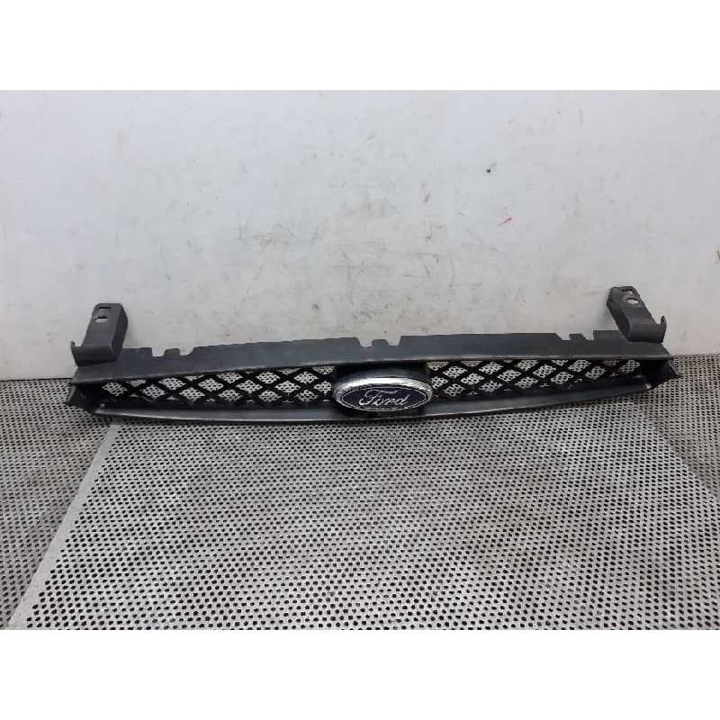 Recambio de rejilla delantera para ford cougar (mc) v6 referencia OEM IAM 98BGC8200BF