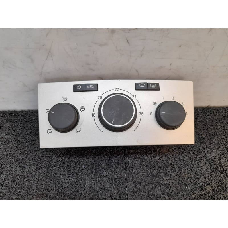 Recambio de mando climatizador para opel astra twin top cosmo referencia OEM IAM 90151301 13245117 - Blanco