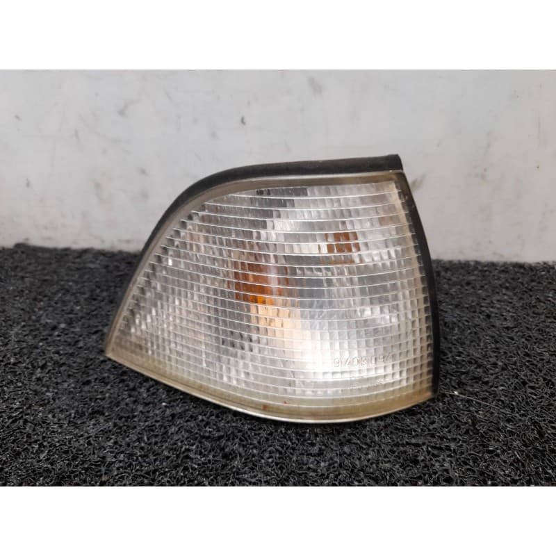 Recambio de piloto delantero derecho para bmw serie 3 cabrio (e36) 320i referencia OEM IAM 9403094 - Negro
