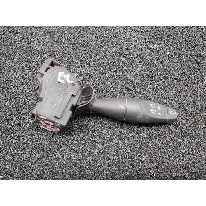 Recambio de mando limpia para ford transit mod.2000 caja abierta 2.4 tde cat referencia OEM IAM YC1T17A553AC - Blanco