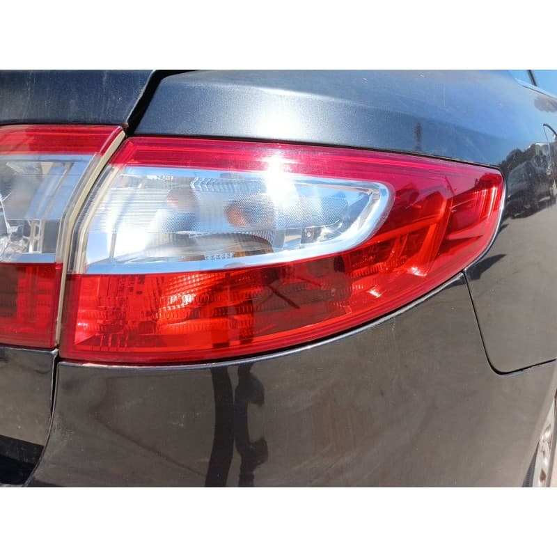 Recambio de piloto trasero derecho para renault fluence (l3_) 1.5 dci (l30d, l30l, l306, l33f, l33l, l33m, l33v, l33w) referenci - Gris
