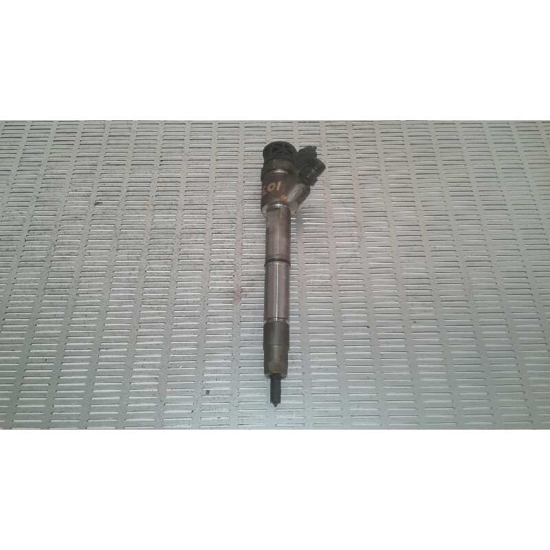 Recambio de inyector para fuso/mitsubishi canter 3.0d referencia OEM IAM 0445110564 5801644454 BOSCH - Blanco