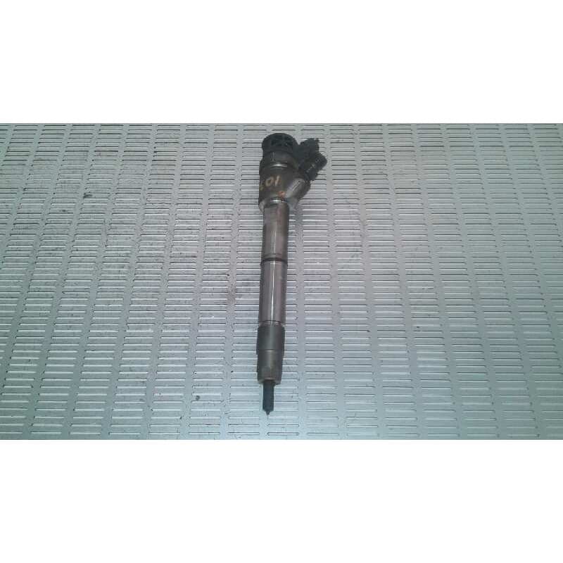 Recambio de inyector para fuso/mitsubishi canter 3.0d referencia OEM IAM 0445110564 5801644454 BOSCH - Blanco