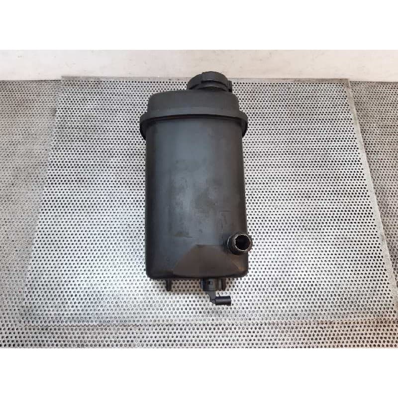 Recambio de deposito expansion para bmw serie 7 (e38) 735i referencia OEM IAM 17411670