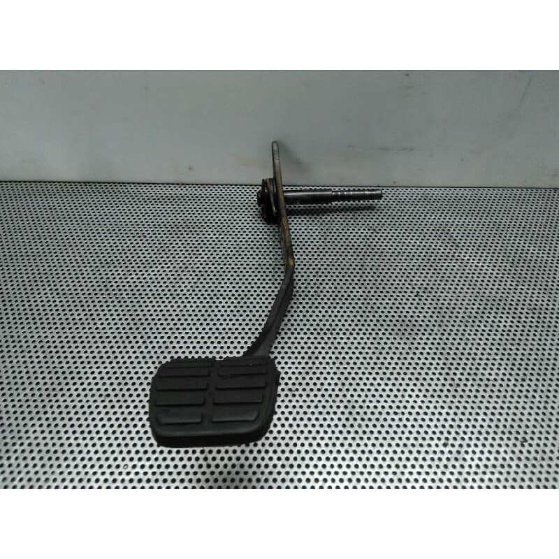 Recambio de pedal embrague para mercedes-benz mb 180 2.4d referencia OEM IAM - Blanco