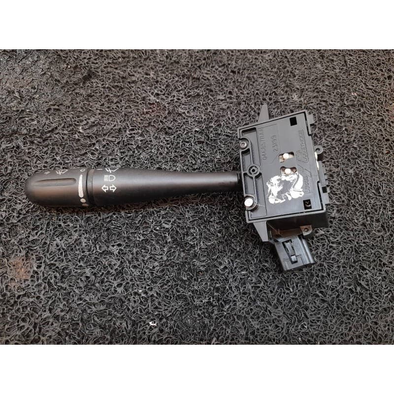 Recambio de mando luces para chrysler voyager (rg) 2.5 crd se referencia OEM IAM 04685711AA 23199 LUCAS