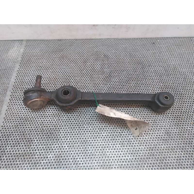 Recambio de brazo suspension inferior delantero izquierdo para seat 127 0.9 referencia OEM IAM - Blanco