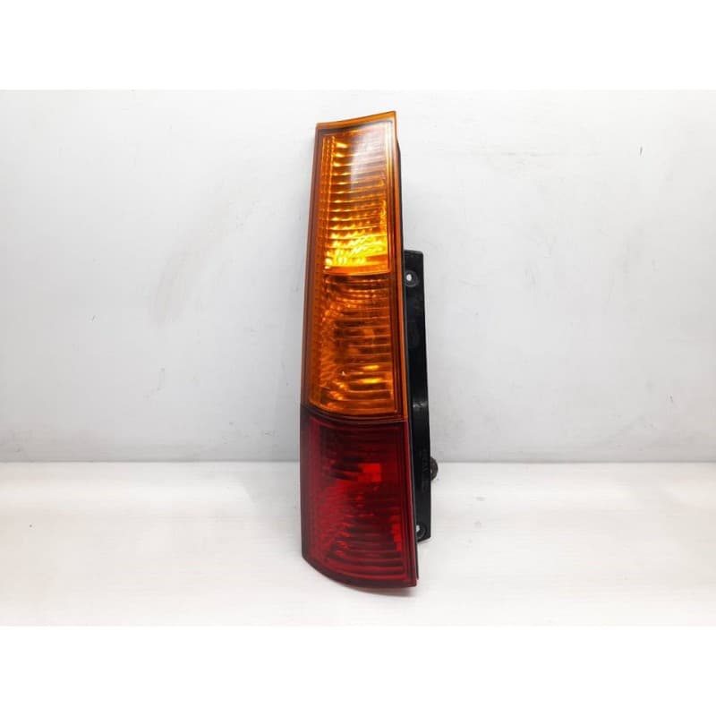 Recambio de piloto trasero izquierdo para subaru justy j12 (nh) 1.3 referencia OEM IAM 1504 - Rojo