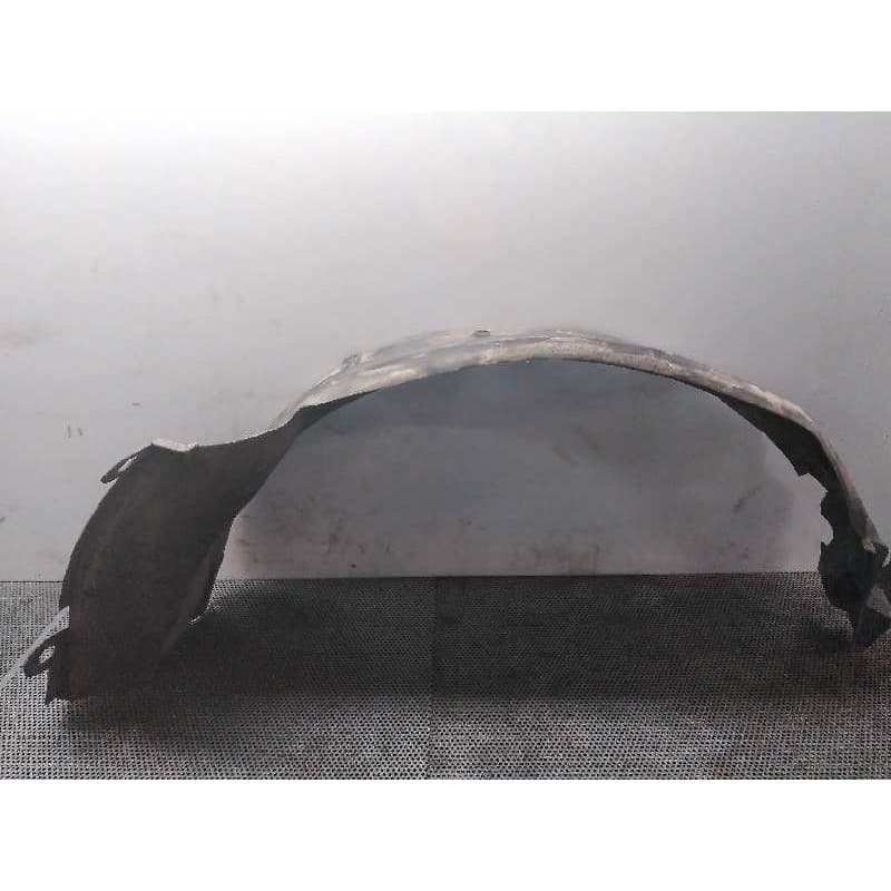 Recambio de paso rueda plastico delantero izquierdo para renault master ii phase 2 combi combi 2t8 l1 9 - plazas referencia OEM - Verde