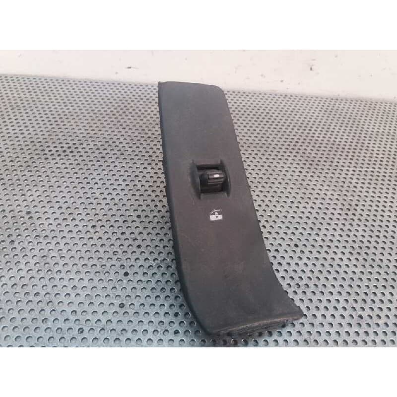 Recambio de mando elevalunas delantero derecho para chrysler jeep gr.cherokee (wj/wg) 3.1 td cat referencia OEM IAM 56042057 - Verde