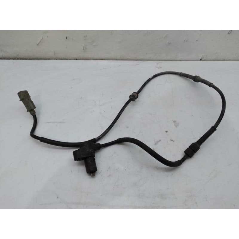 Recambio de captador abs delantero derecho para citroën xsara picasso 2.0 hdi vivace plus referencia OEM IAM 0265006389