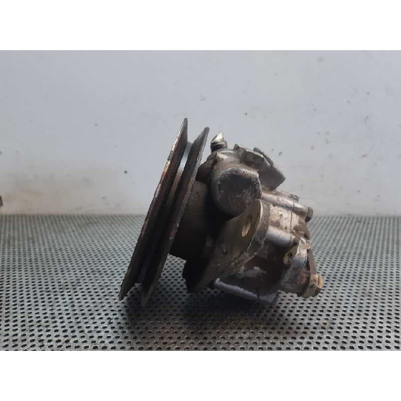 Recambio de bomba direccion para nissan trade 100 referencia OEM IAM 110318 VALEO