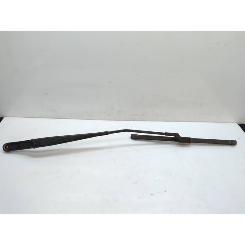 Recambio de brazo limpia delantero izquierdo para seat ibiza st (6j8) style referencia OEM IAM 6J1955410 - Negro