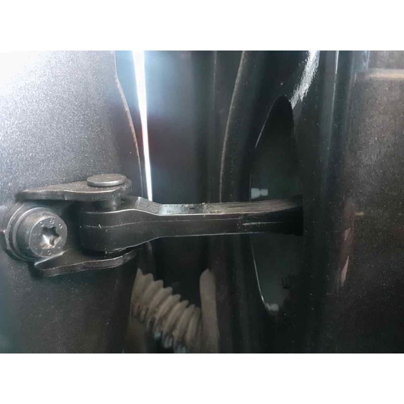 Recambio de retenedor puerta delantera derecha para peugeot 308 style referencia OEM IAM